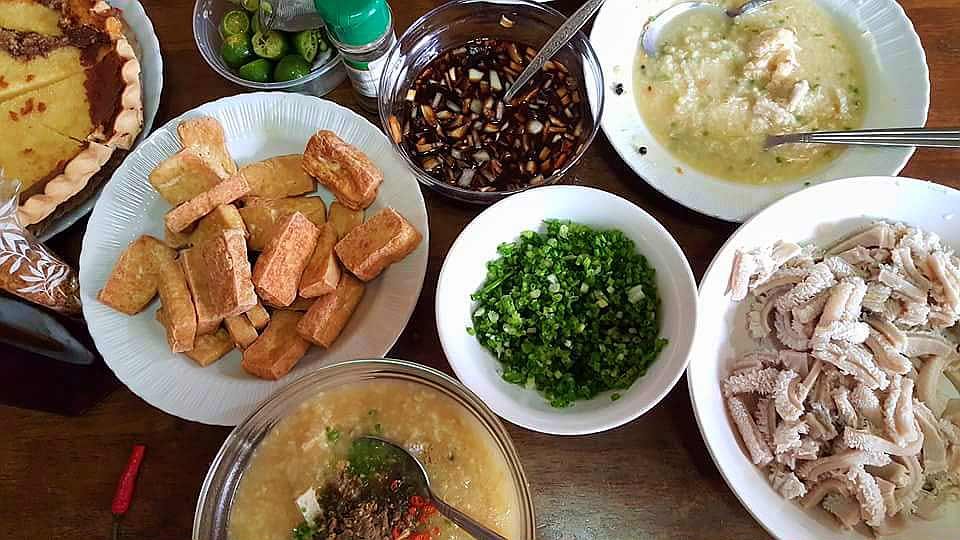 Filipino breakfast of goto and eggpie