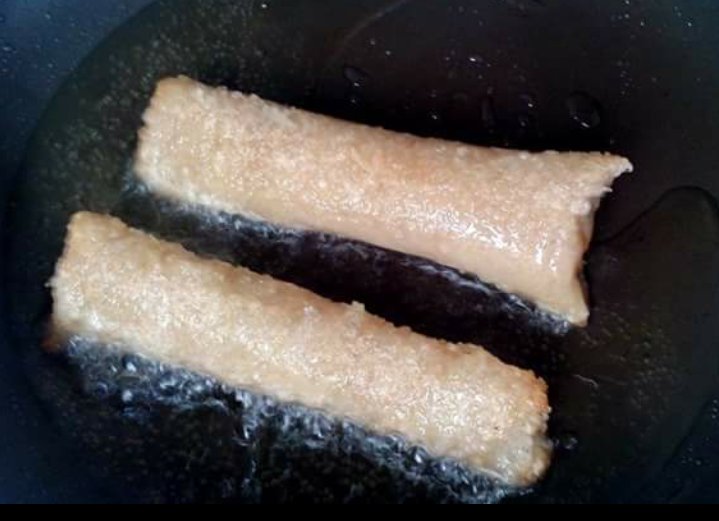 Leftover Suman Being Fried